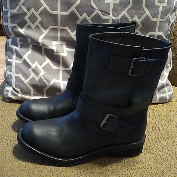 Zara Trafaluc boots SZ 38 EUR - Picture 3 of 7